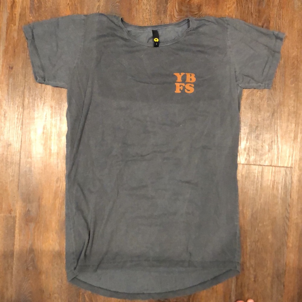 Bali Tee shirt - Picture 2 of 2